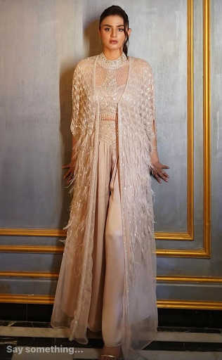 Long feather and bugle beads nude set